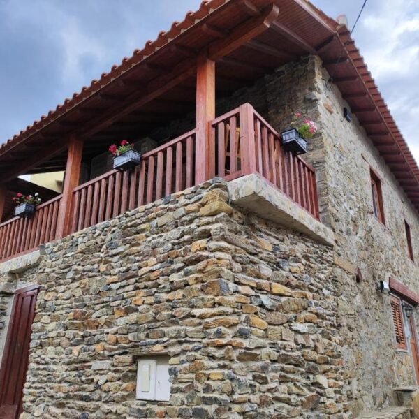Alojamento Rural em Bragança T2 com vista para a serra
